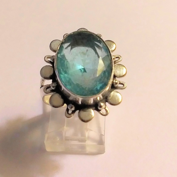 Stunning 925 Sterling Silver Blue Topaz Ring